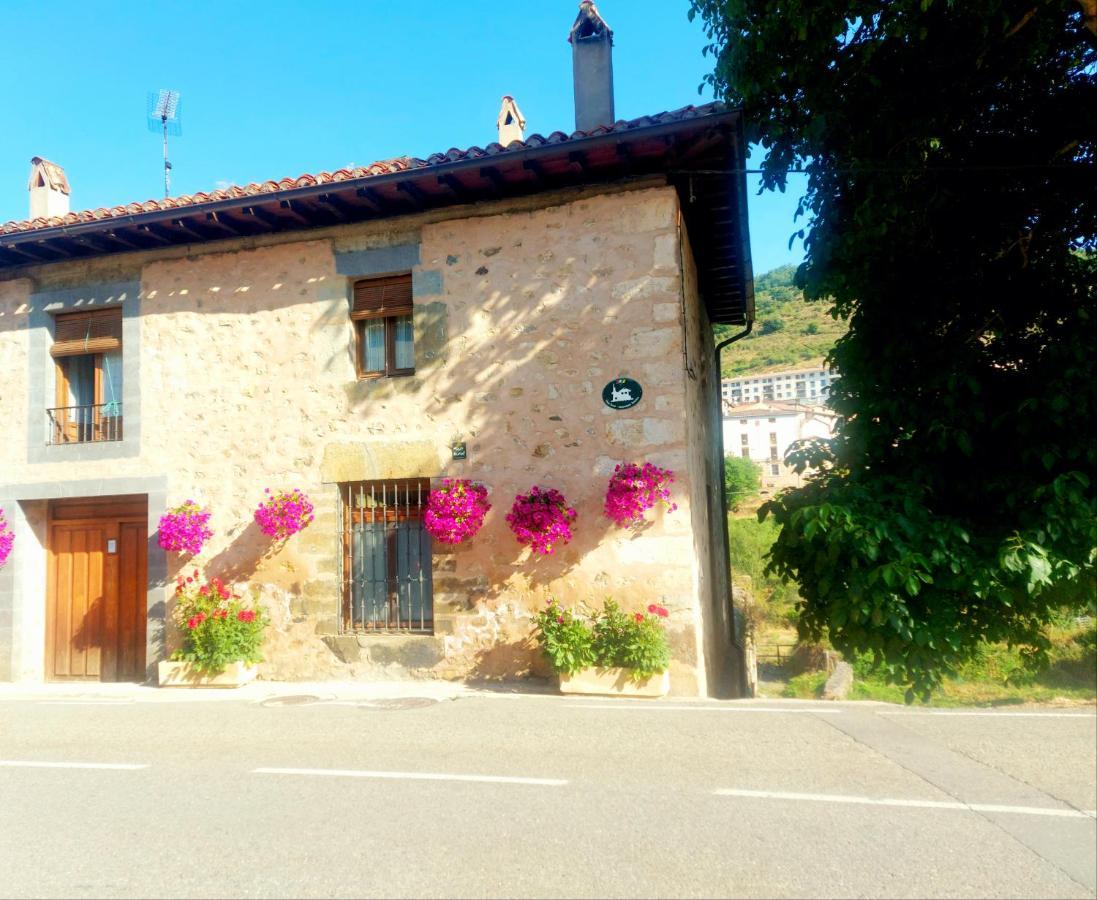 Casa Rural El Quemao Guest House Villoslada de Cameros Luaran gambar